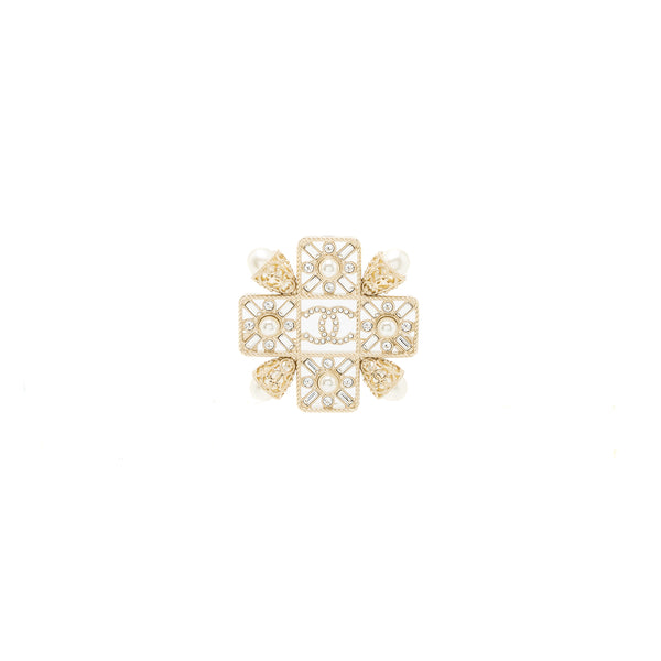 Chanel CC Logo Square Brooch With Pearl / Crystal LGHW