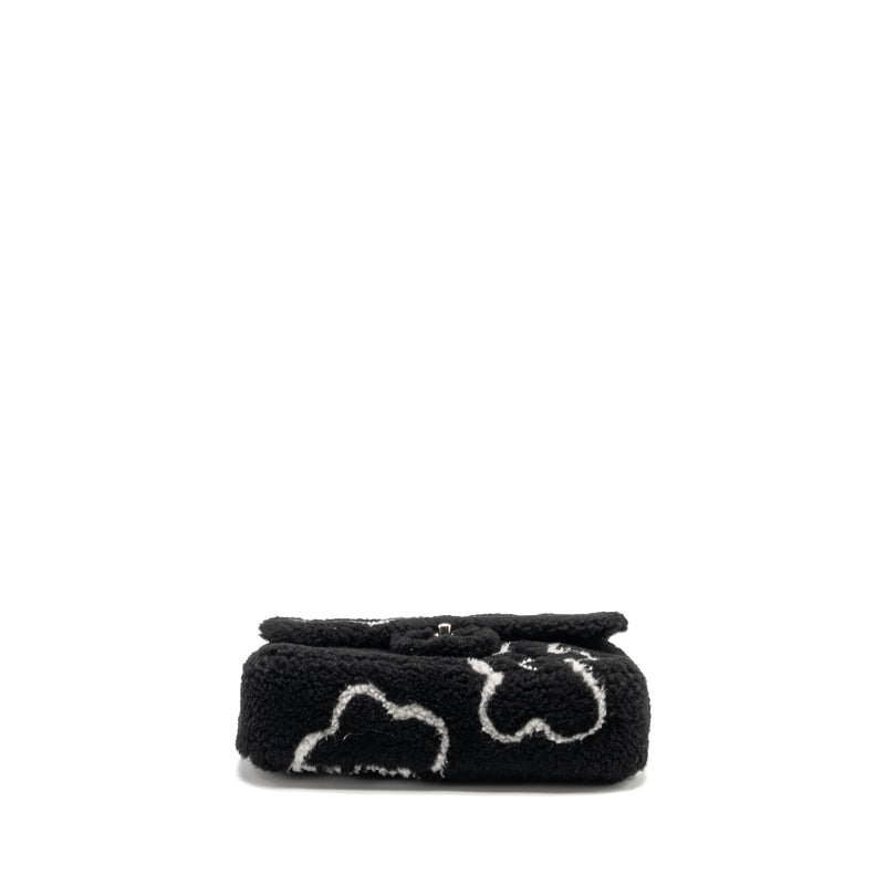 Chanel 22A Fluffy Camellia Flap Bag Embroidered Shearling Lambskin Black / White SHW (Microchip)