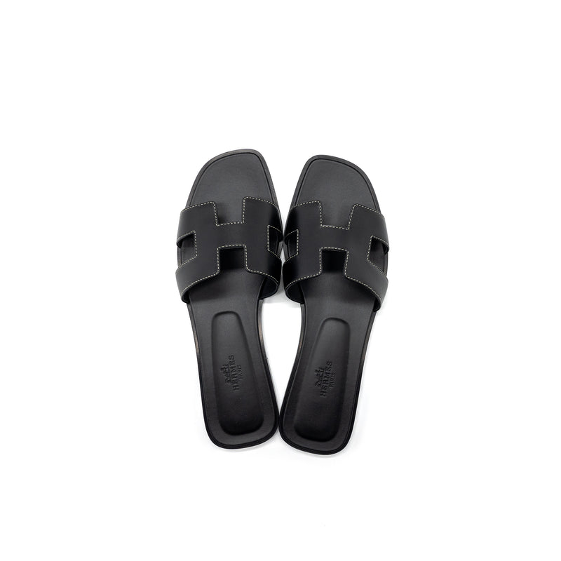 Hermes size 38 oran sandal calfskin black