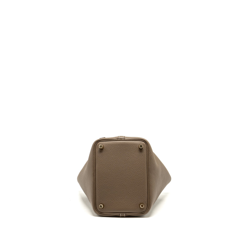 HERMES Picotin 18 Lock Bag Clemence Etoupe GHW Stamp B