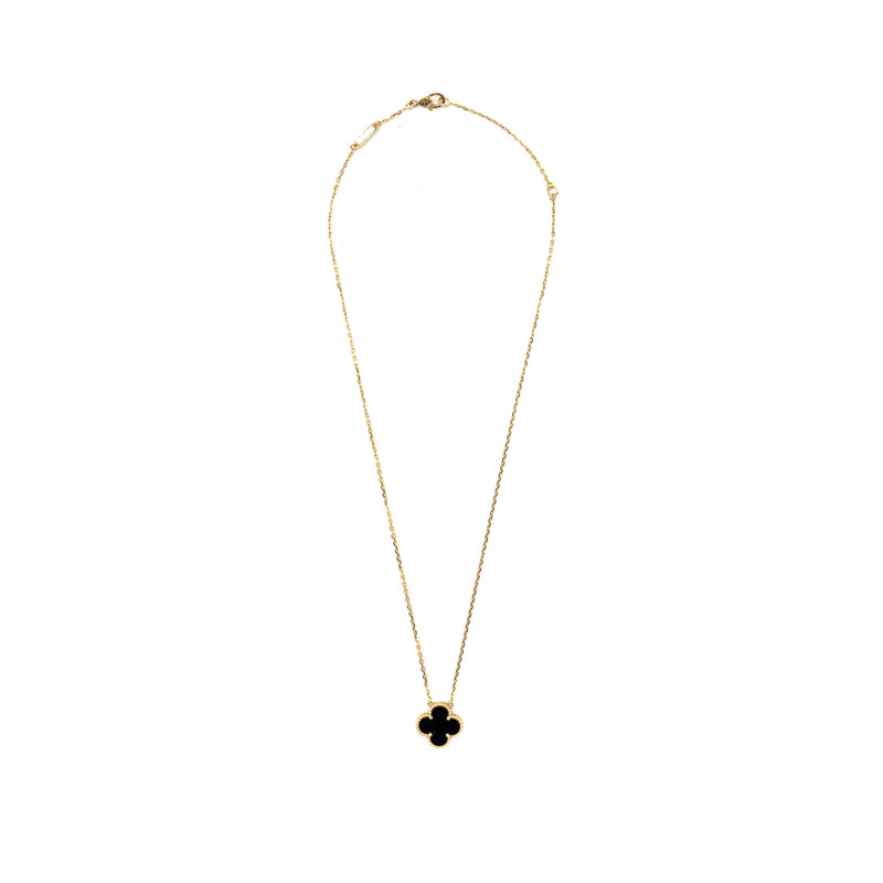 Van Cleef & Arpels Vintage Alhambra  Pendant Onyx Yellow Gold