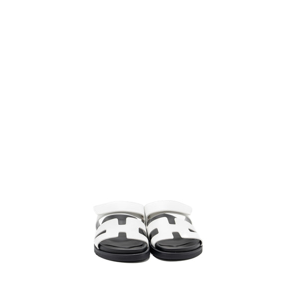 Hermes size 35 chypre sandal calfskin blanc