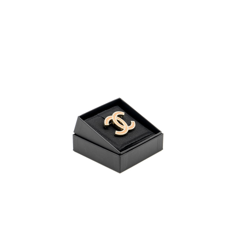 Chanel 21S CC Logo Brooch Crystal Pink GHW