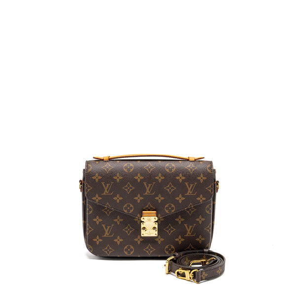 LOUIS VUITTON Pochette Metis Monogram Canvas GHW