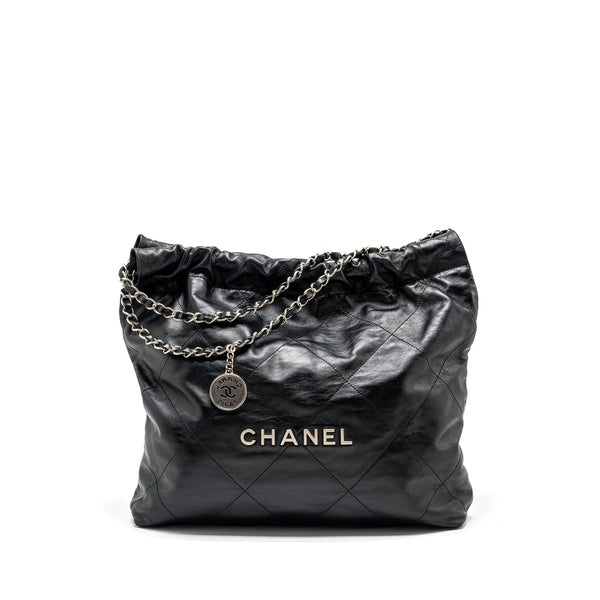 Chanel medium 22 bag Calfskin Black SHW (Microchip)
