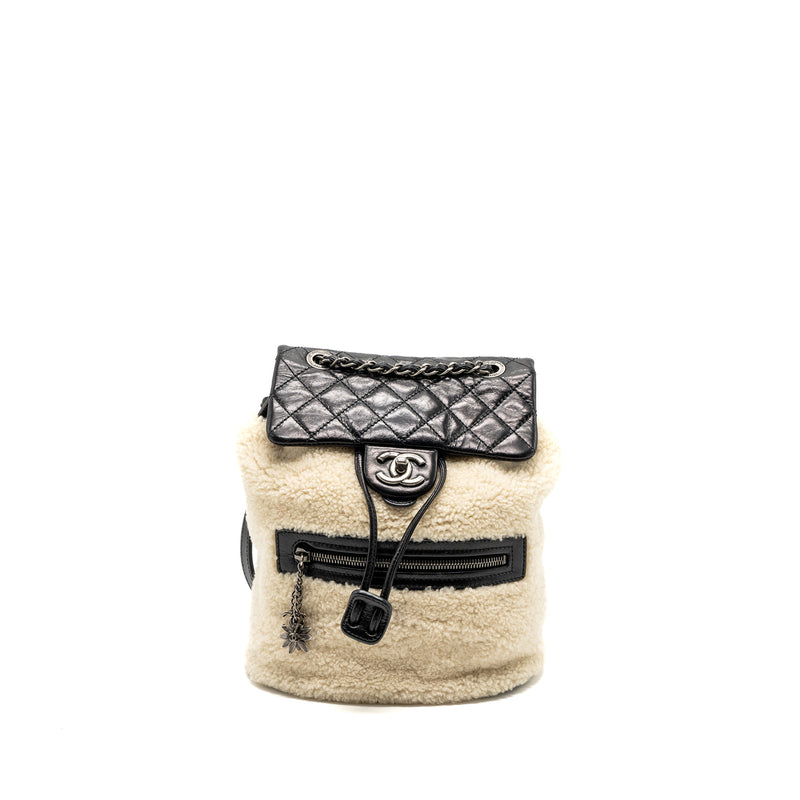 Chanel small mountain backpack quilted calfskin / shearling multicolour ruthenium hardware