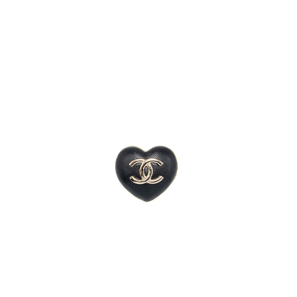 Chanel 22k Heart Shape cc Logo Brooch lambskin LGHW