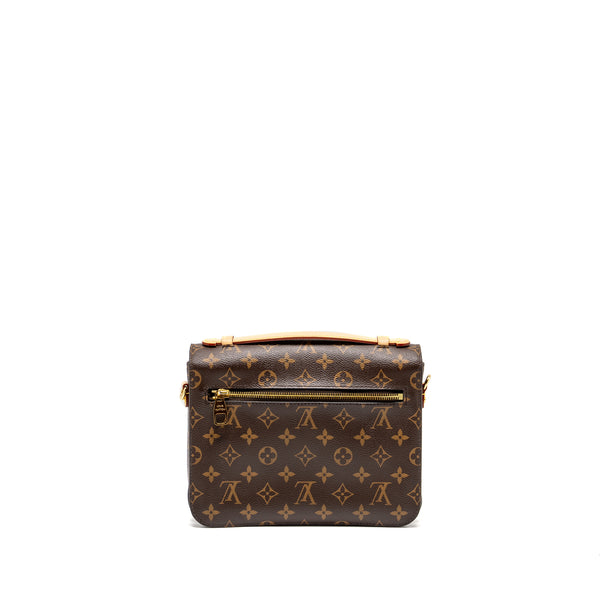 Louis Vuitton Pochette Métis Monogram Canvas GHW