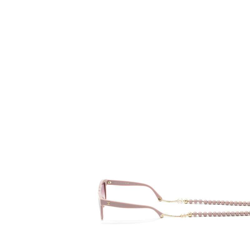 Chanel sunglasses with pearl chain pink
