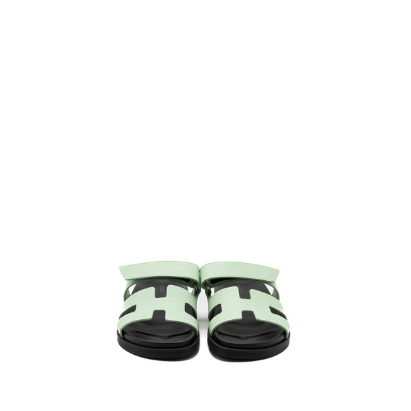 Hermes size 38.5 chypre sandals epsom vert jade