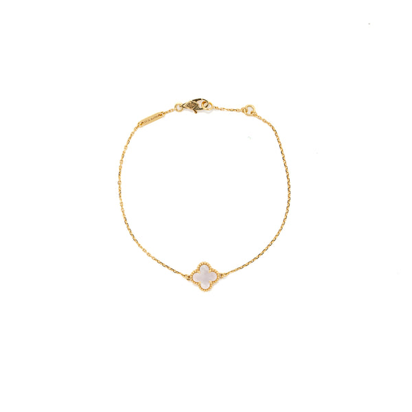 [Van Cleef and Arpel] Sweet Alhambra Gold Pearl ペンダント BoV0F2c7kkunYFbVii3h1A.png
