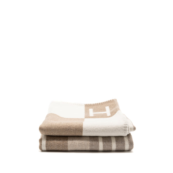 Hermes Avalon Vibration Thrown Blanket Ecru/Natural