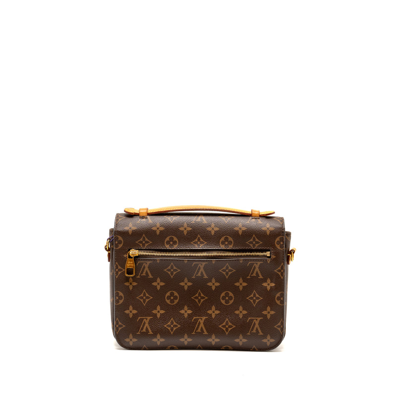 Louis Vuitton Pochette Metis monogram canvas GHW