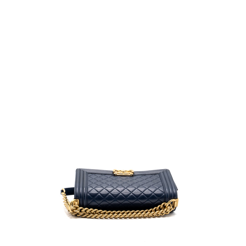 CHANEL MEDIUM BOY BAG lambskin BLUE GHW