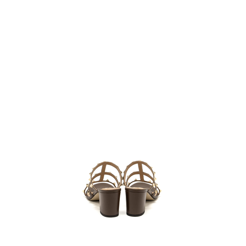 Valentino Size 38.5 Garavani Rockstud Slide Sandals Calfskin Brown