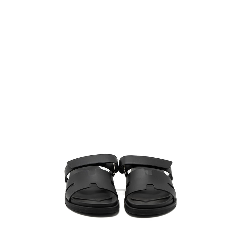 Hermes size 42 chypre sandals black