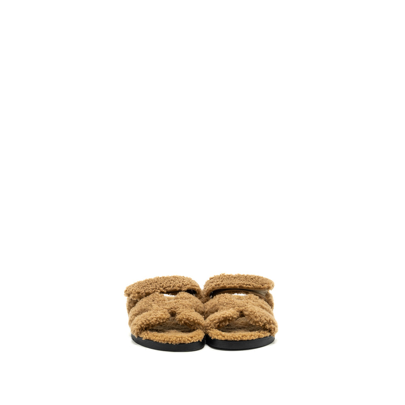 Hermes size 37 chypre sandals peau lainee mer Beige Argyle