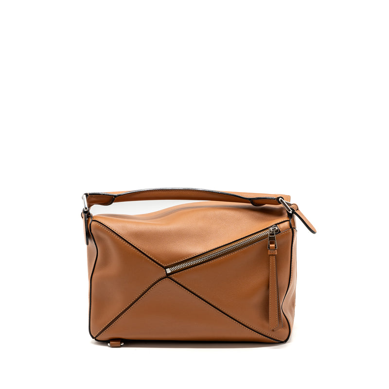 Loewe puzzle bag in classic calfskin tan SHW