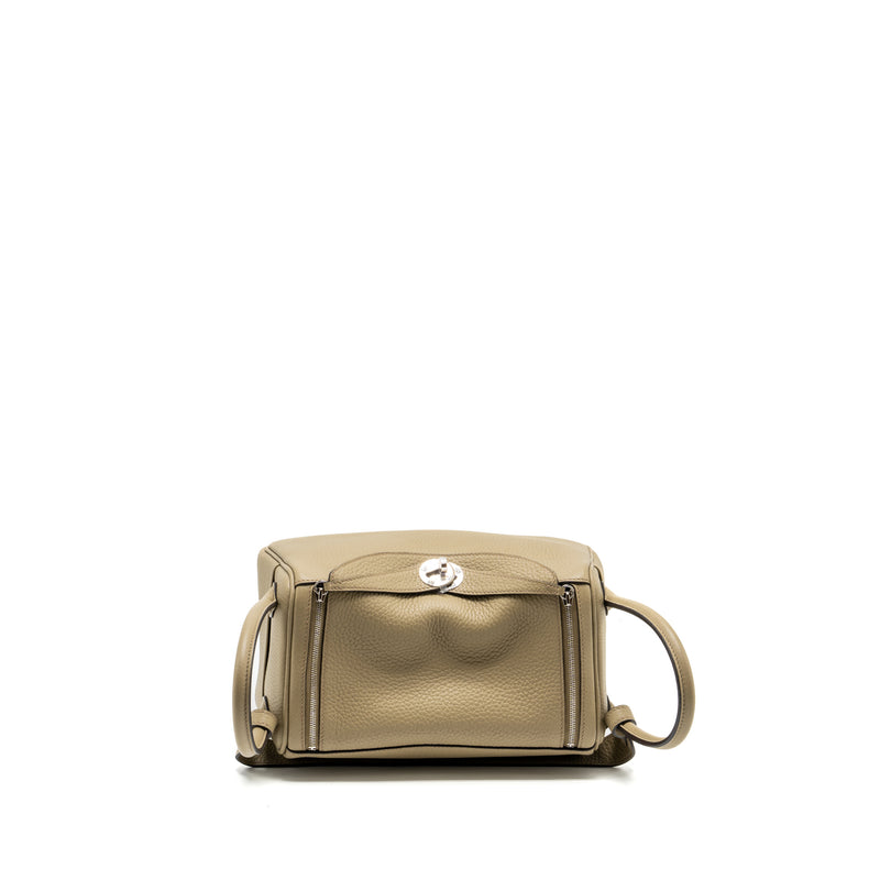 Hermes Lindy 26 Clemence 8Q Beige Marfa SHW Stamp W
