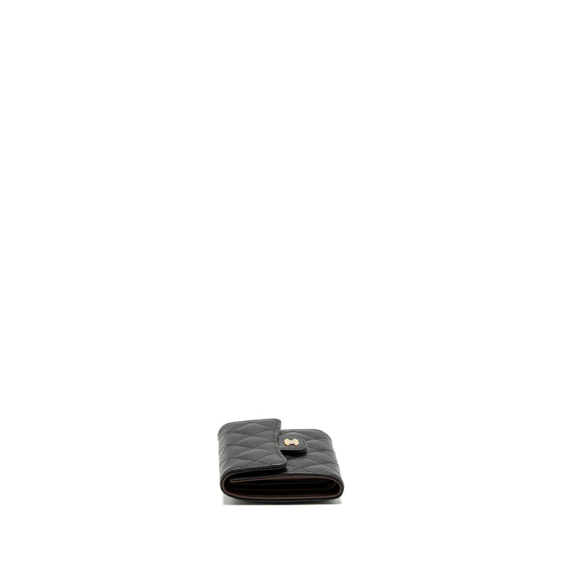 Chanel Classic Compact Wallet Caviar Black LGHW (Microchip)