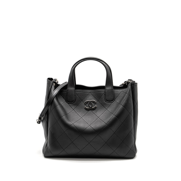 Chanel Hampton Tote Bag Lambskin Black SHW