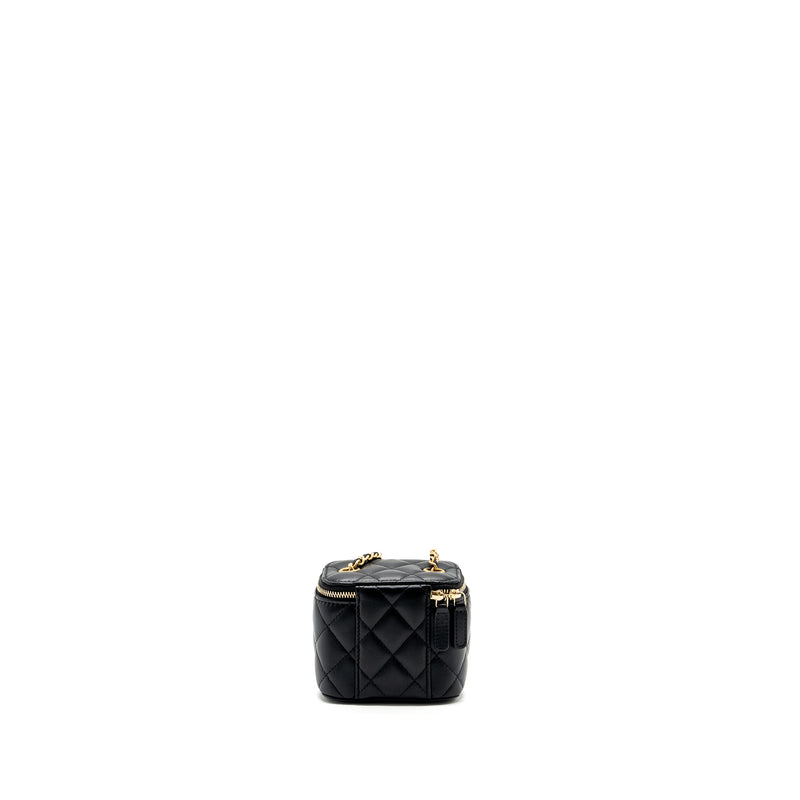 Chanel pearl crush mini vanity with chain lambskin Black GHW