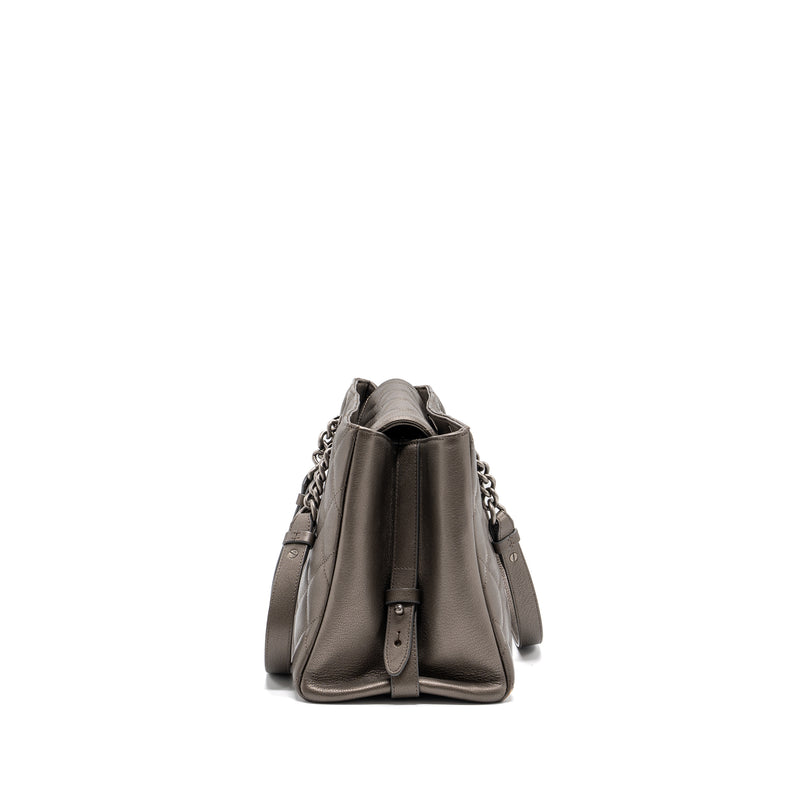 Chanel quilted tote bag Goatskin silver ruthenium hardware