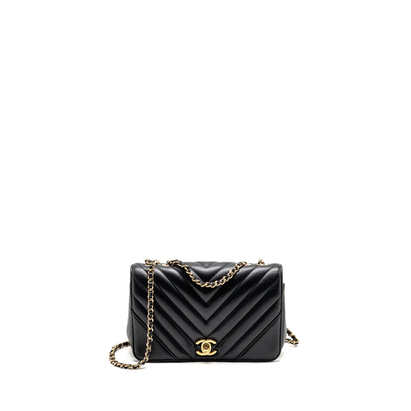 Chanel Chevron Flap bag lambskin black LGHW