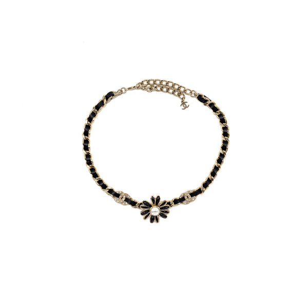 Chanel cc logo leather chain chocker with pearl flower Light Gold Tone
