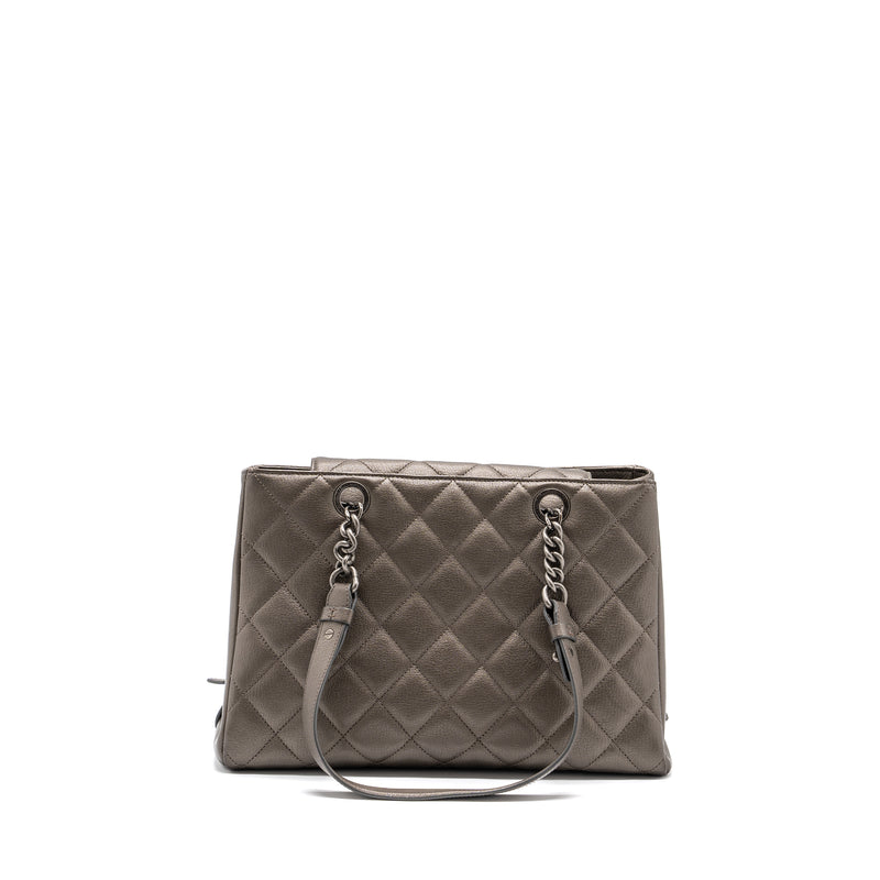 Chanel quilted tote bag Goatskin silver ruthenium hardware