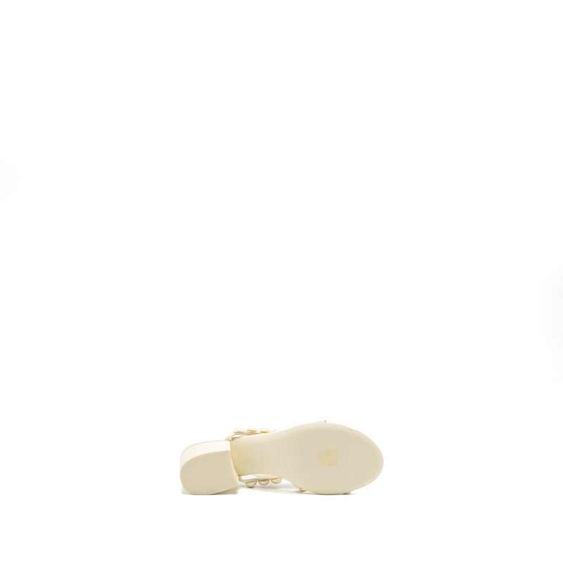 Chanel Size 38.5 Pearl Sandal Leather White SHW