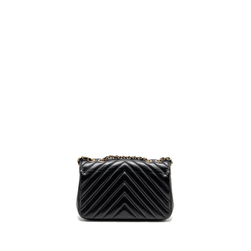 Chanel Chevron Flap bag lambskin black LGHW