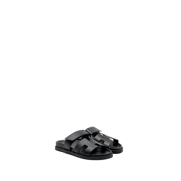 Hermes size 35 chypre sandals black