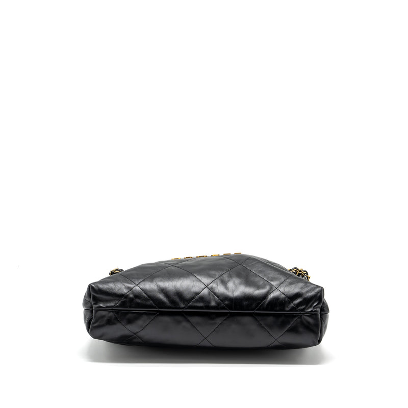 Chanel medium 22 bag calfskin black GHW (Microchip)