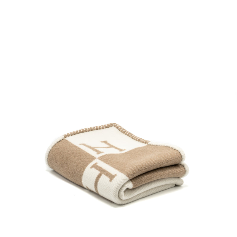 Hermes Avalon Baby Blanket Merinos Wool / Cashmere Noisette Moyer / Blanc