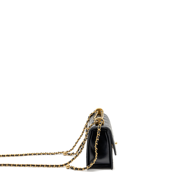 Chanel gold crush flap bag calfskin black GHW (microchip)