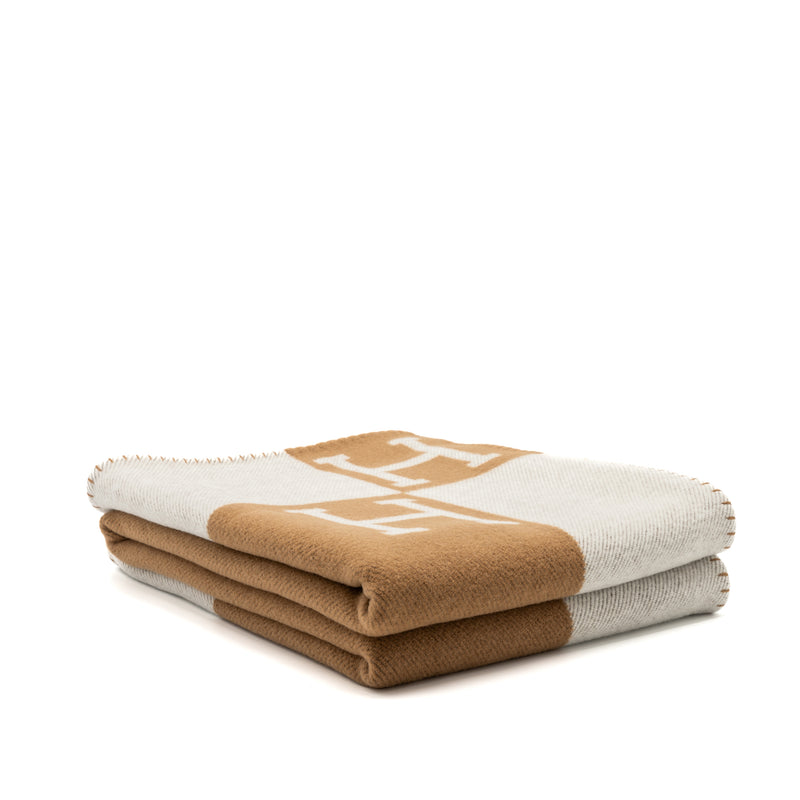 hermes Avalon throw blanket camel