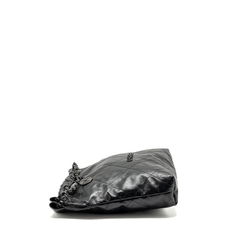 Chanel Medium 22 Bag Calfskin So Black (microchip)