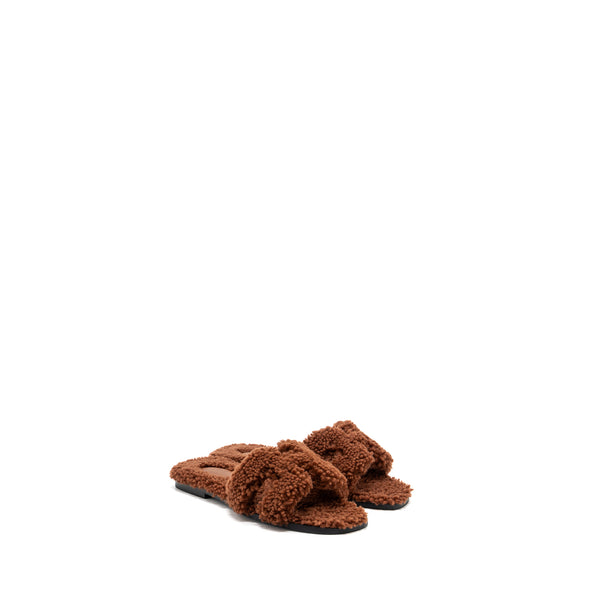 Hermes size 37.5 oran sandal shearling dark brown