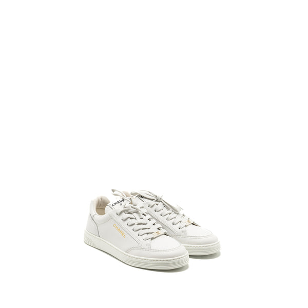 Chanel 23a Size 38 Sneaker/Trainer Calfskin White
