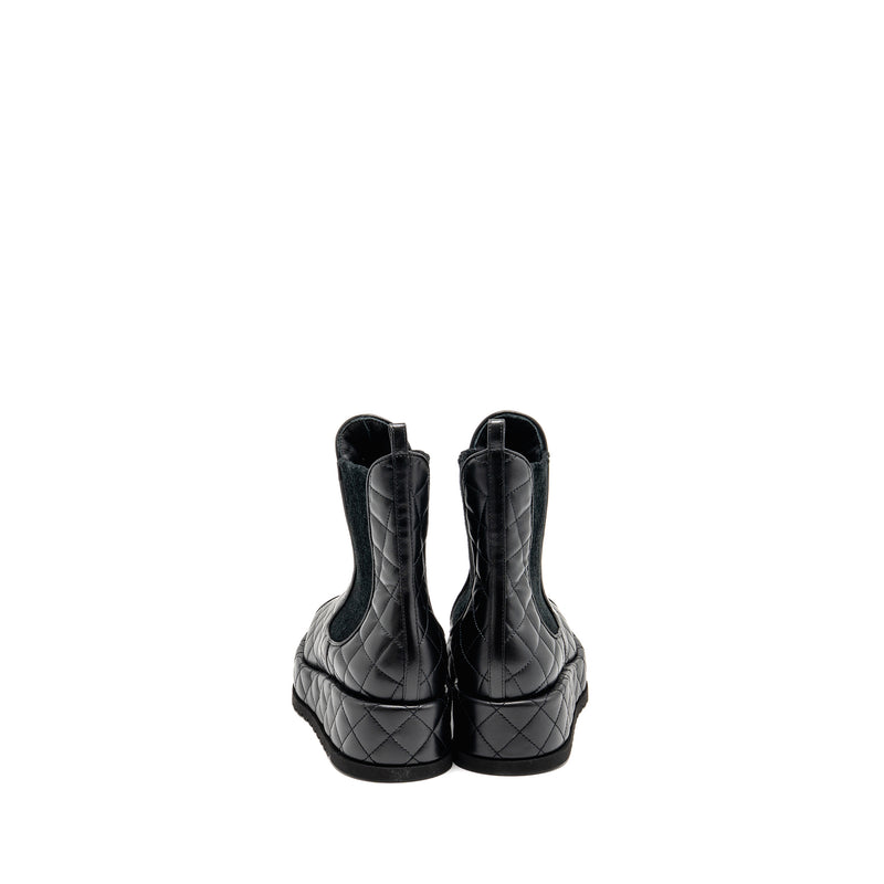 Chanel Size 39 CC Cap Toe Quilted Short Platform Boots Lambskin/Patent Black