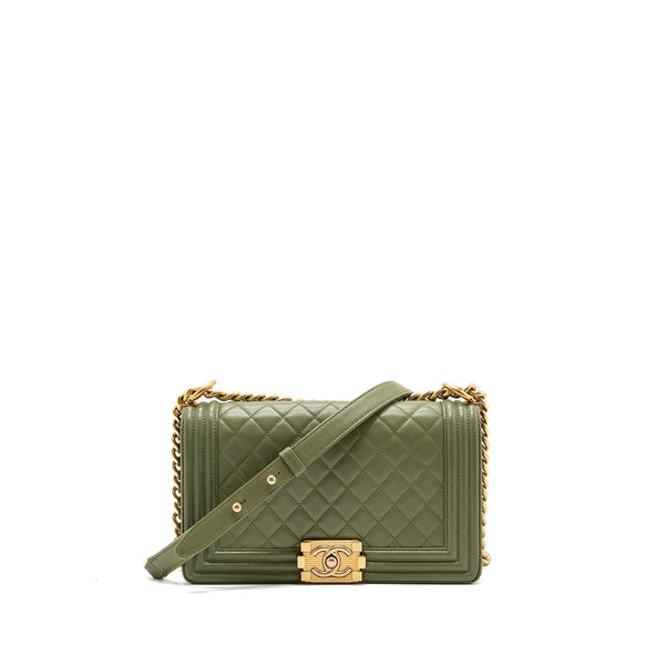 Chanel Medium boy bag lambskin green GHW