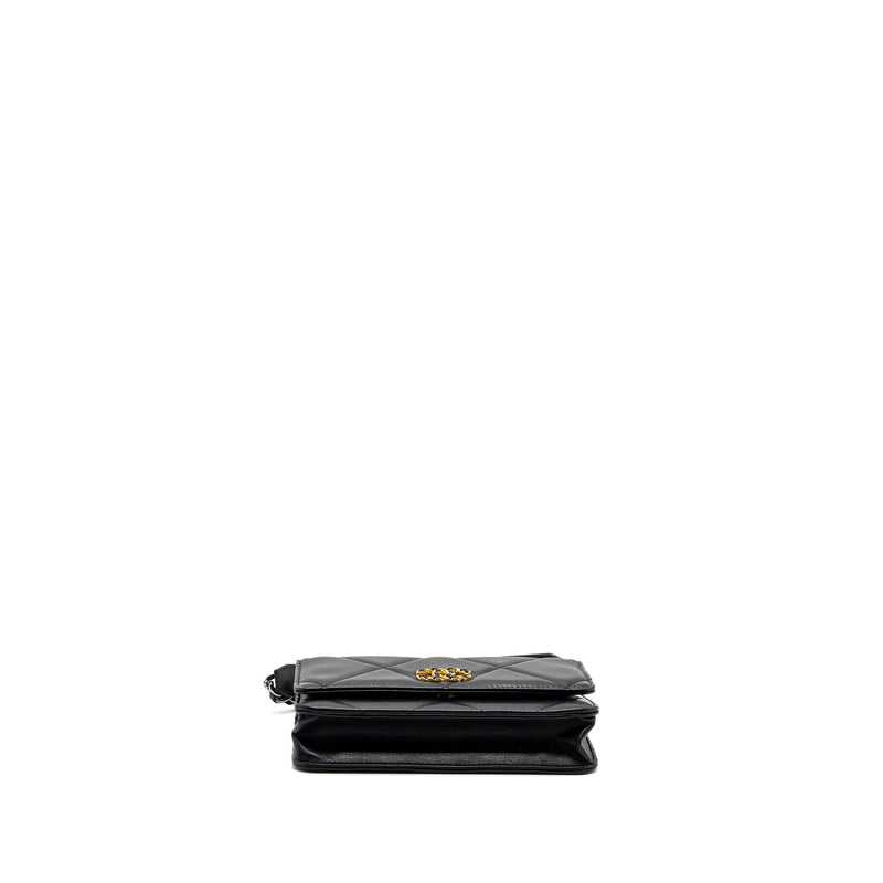 Chanel 19 wallet on chain lambskin black multicolor hardware