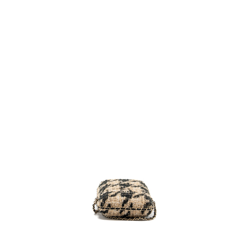Chanel vertical phone case tweed multicolor black / light brown LGHW