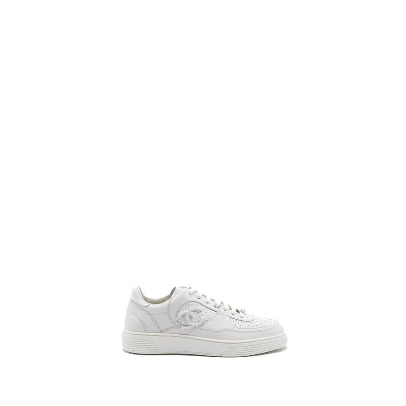 Chanel size 36 CC logo sneakers white