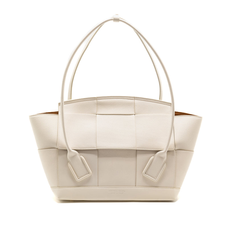 Bottega veneta large Arco tote bag grained calfskin white GHW
