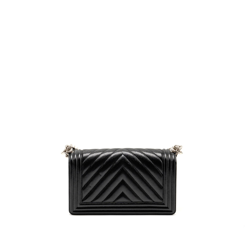 Chanel Chevron Medium Boy Bag caviar black SHW