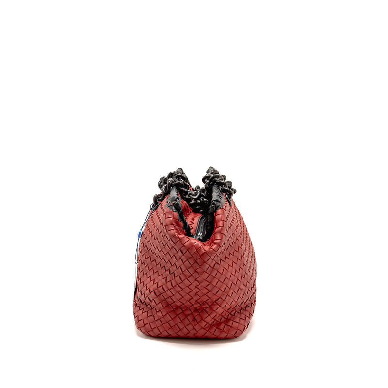 Bottega Veneta Intrecciato Chain Shoulder Bag Leather Red/Black with Black Hardware