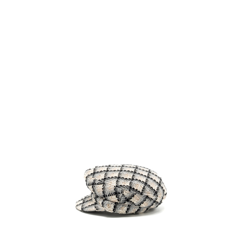 Chanel Size M Cap tweed/ cotton Multicolour