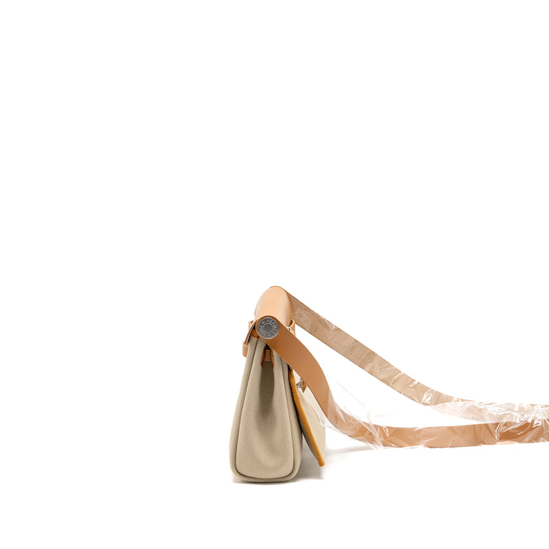 Hermes Herbag Mini Canvas/Hunter Leather Beton / Natural Sable SHW Stamp K